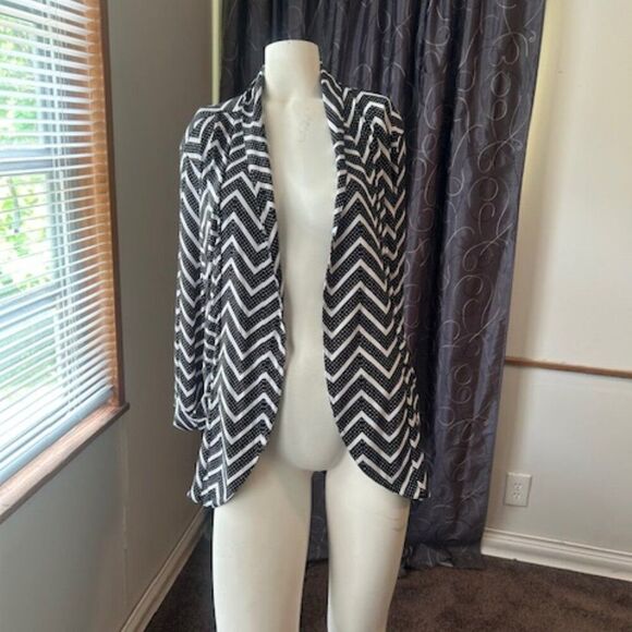 Robert Louis Black/White Zig Zag Polka Dot Open blazer, size L - Picture 1 of 5